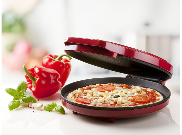 Pizza maker dès €79 hTVA taxes, services et timbres